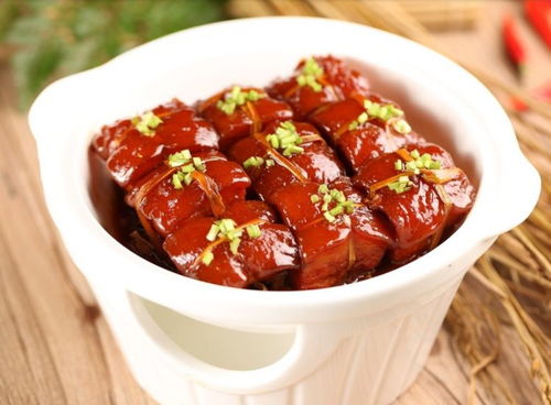 紅燒肉用冰糖還是砂糖？選錯糖色難紅亮，難怪肉不香還不入味